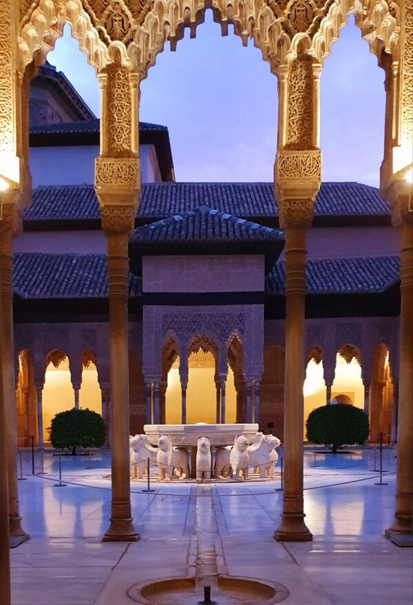 Visita Exclusiva Alhambra Patio Leones